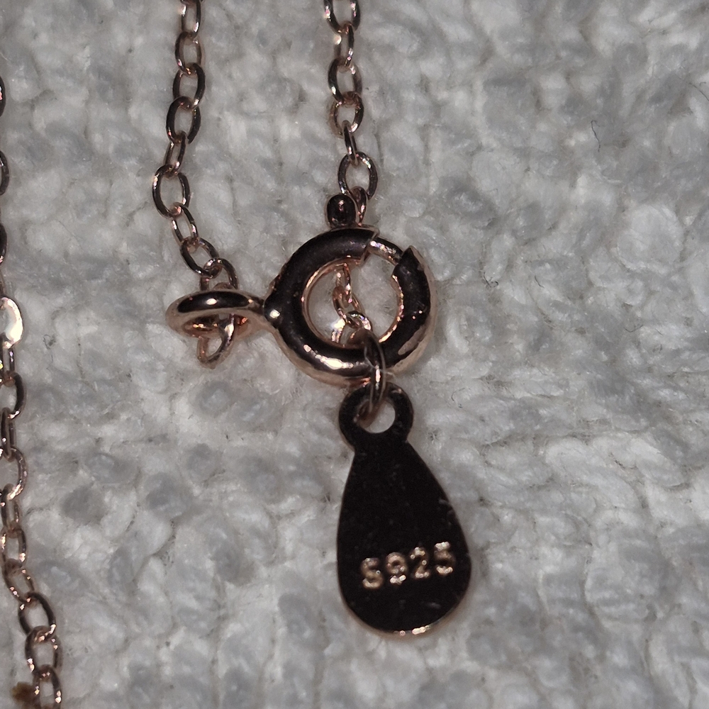 Heart Pendant Necklace - Picture 3 of 3